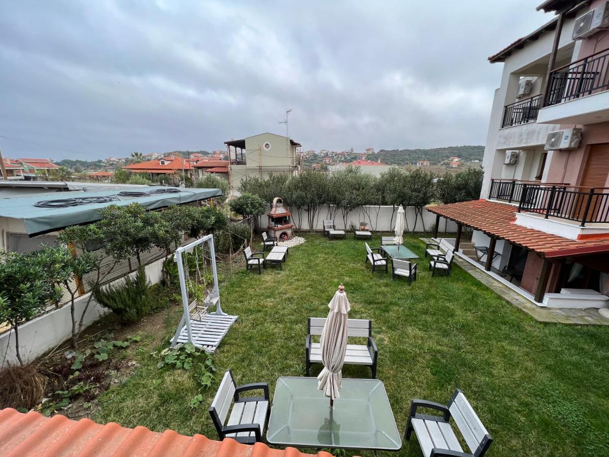 Nea Roda Apartments Ngoại thất bức ảnh
