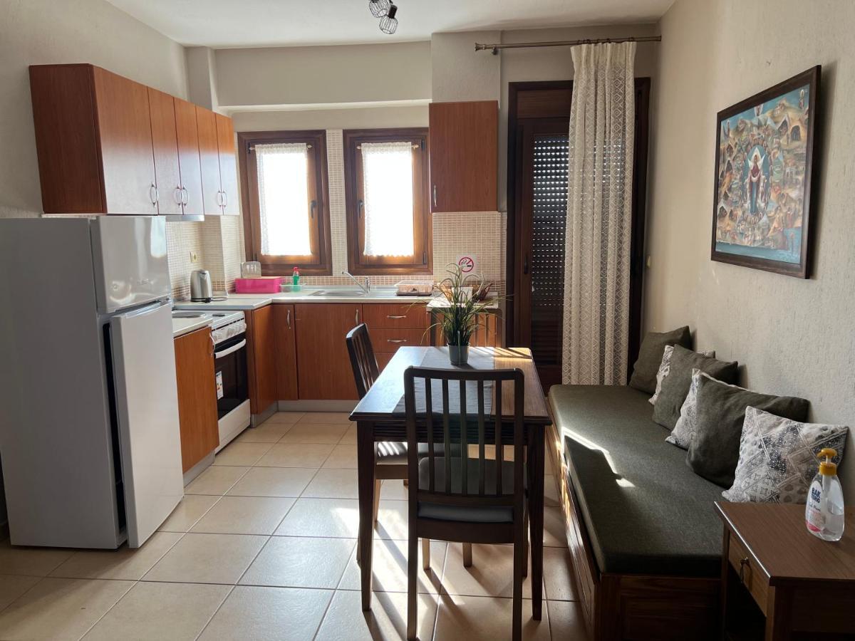Nea Roda Apartments Ngoại thất bức ảnh