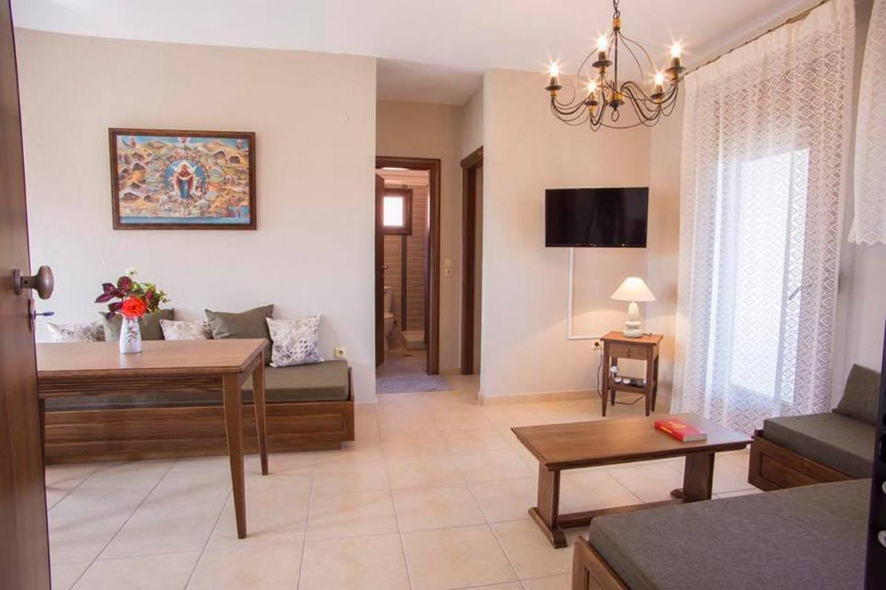 Nea Roda Apartments Ngoại thất bức ảnh